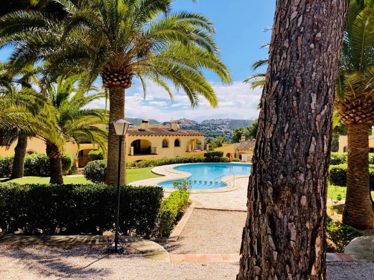 Apartamento Con Terraza En Complejo Con 2 Piscinas Appartamento Moraira Esterno foto